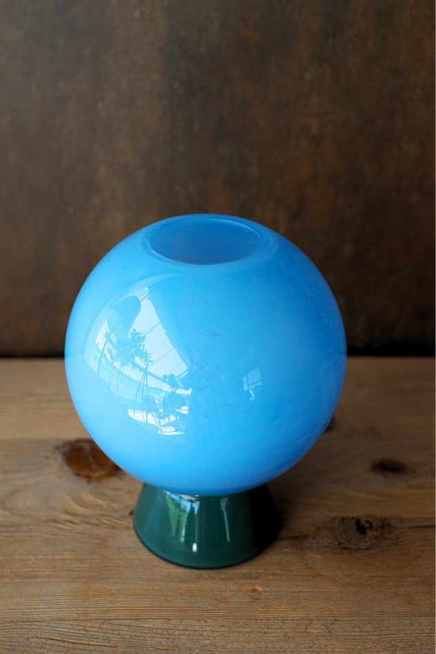 Jarrón Esfera Azul